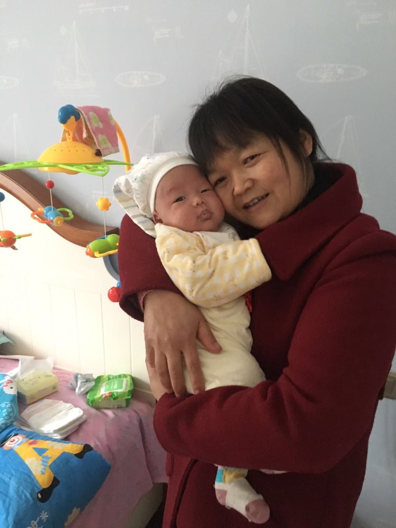 如何成为一名专业的家电清洁师?